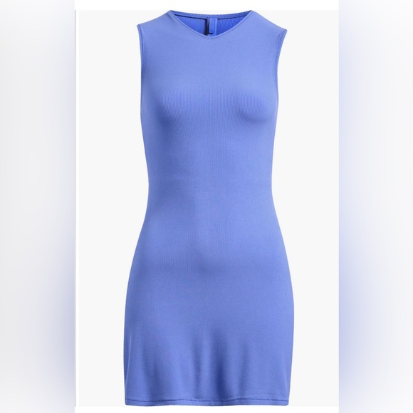 SKIMS Dress - Picture 5 of 5